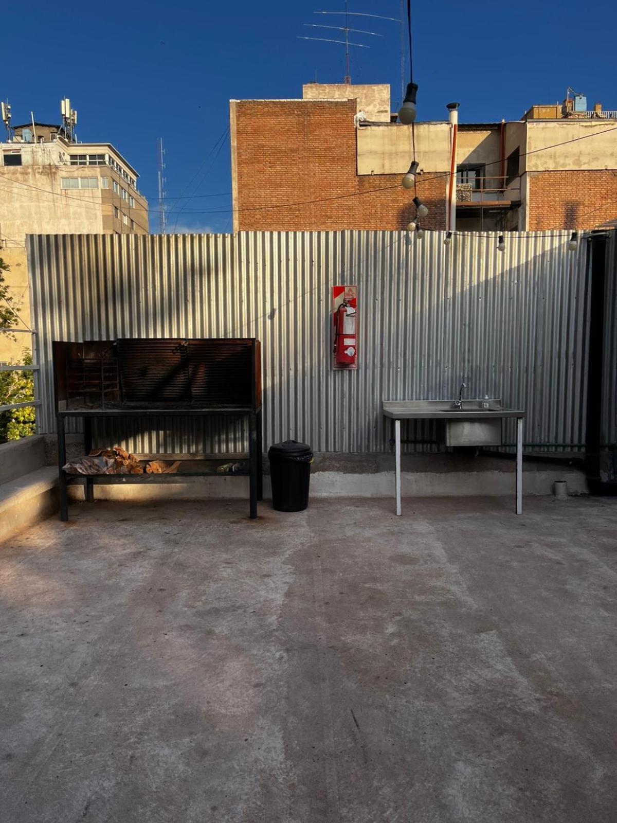 Sin Fin Hostel Mendoza Kültér fotó